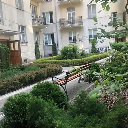 Апартаменты Studio Na Starej Ochocie